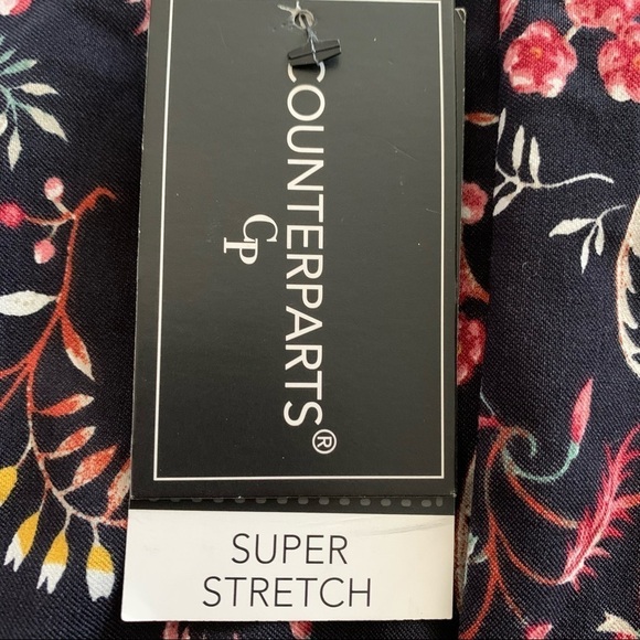 Counterparts NWT  Super Stretch Floral Ankle Pants Size Large Black Pink Green - Picture 8 of 9